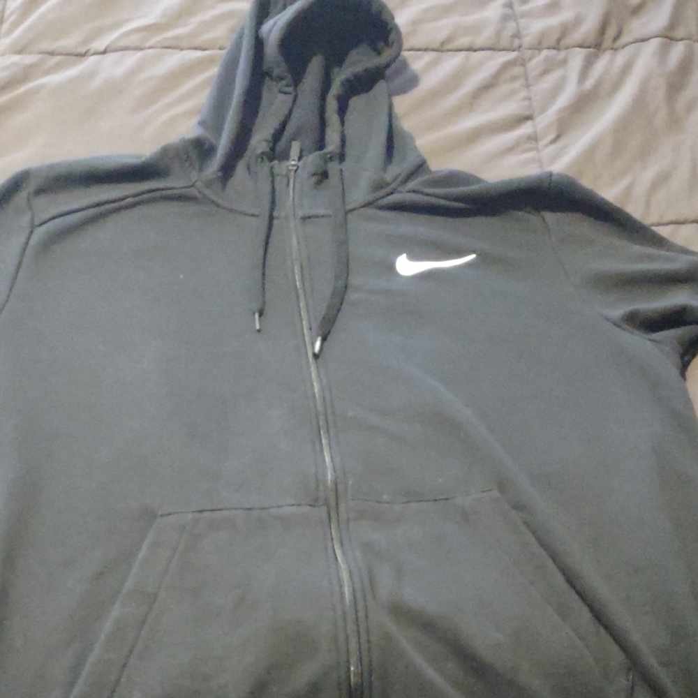 Nike Black Full-Zip Hoodie